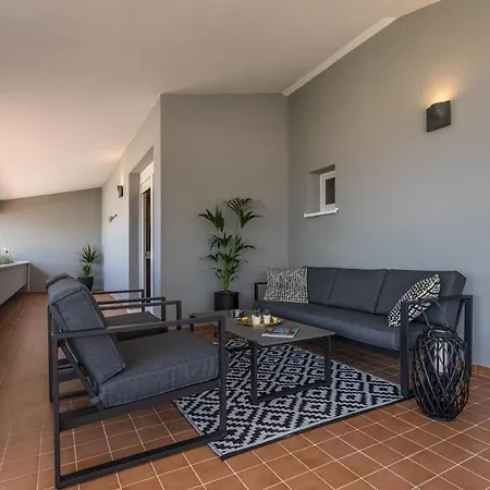 M Penthouse Διαμέρισμα *